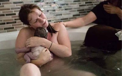 Water Birth Benefits: What Mums, Bums, and Babies Love About It